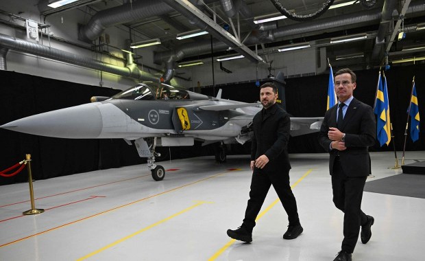 Nie Tomahawki, a Gripeny, nie USA, a Szwecja. Ukraina szuka wsparcia