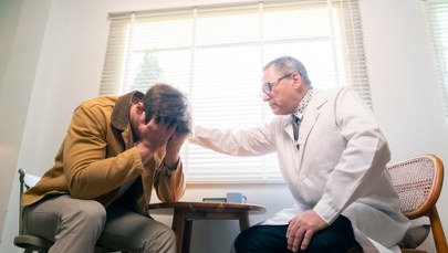 Nie tylko lęk i obniżony nastrój. Kiedy warto udać się psychiatry? 