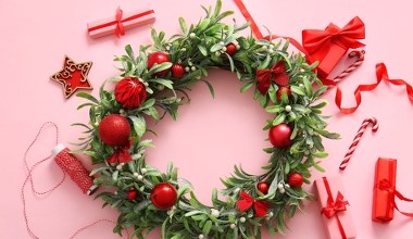 Nie tylko pod sufitem. Zrób te dekoracje z jemioły, a goście nie wyjdą z zachwytu