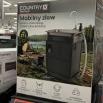 Nie tylko pralka turystyczna. Kaufland zaskoczył sprzętem do kempingu od 4,99 zł