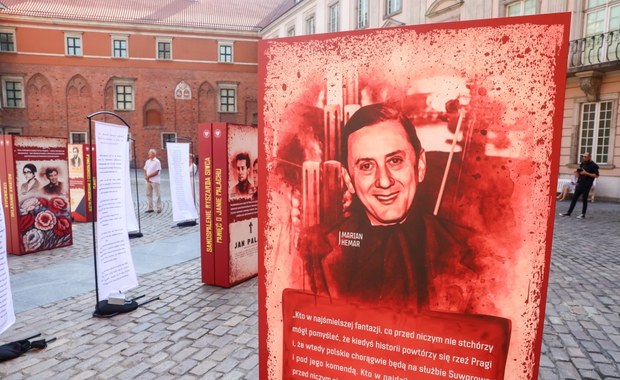 "Nie tylko Siwiec”. Wystawa na dziedzińcu Zamku Królewskiego