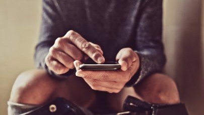 Nie używaj smartfonu w toalecie. Nie chodzi tylko o higienę!