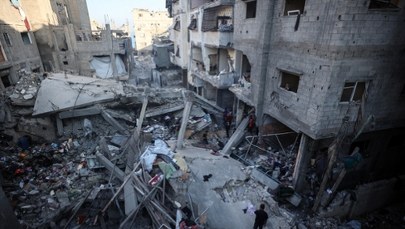 Nie widać końca horroru. Na Strefę Gazy spadły kolejne bomby