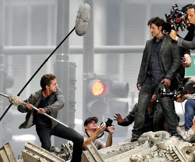 Nie wszystkie filmy z udziałem Patricka Dempseya okazują się ekranowymi hitami. Występ aktora w trzeciej części superprodukcji Michaela Bata "Transformers" przyniósł nawet gwiazdorowi niechlubną nominację do Złotej Maliny. Jak podsumował recenzent Interii - "Transformers 3" to "wypełniony po brzegi sucharami dziurawy scenariusz i  pierwszoligowi aktorzy robiący za błaznów na drugim planie".  