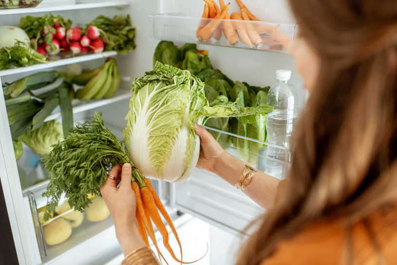 Nie wszystkie warzywa lubią być przechowywane w lodówce /123RF/PICSEL