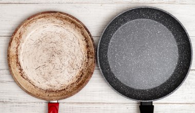 Nie wyrzucaj przypalonej patelni! Wystarczy ten trik, by znów wyglądała jak nowa