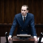 Nie zapłacił za zakupy, za to opłacił mandat. Oto majątek Konrada Berkowicza