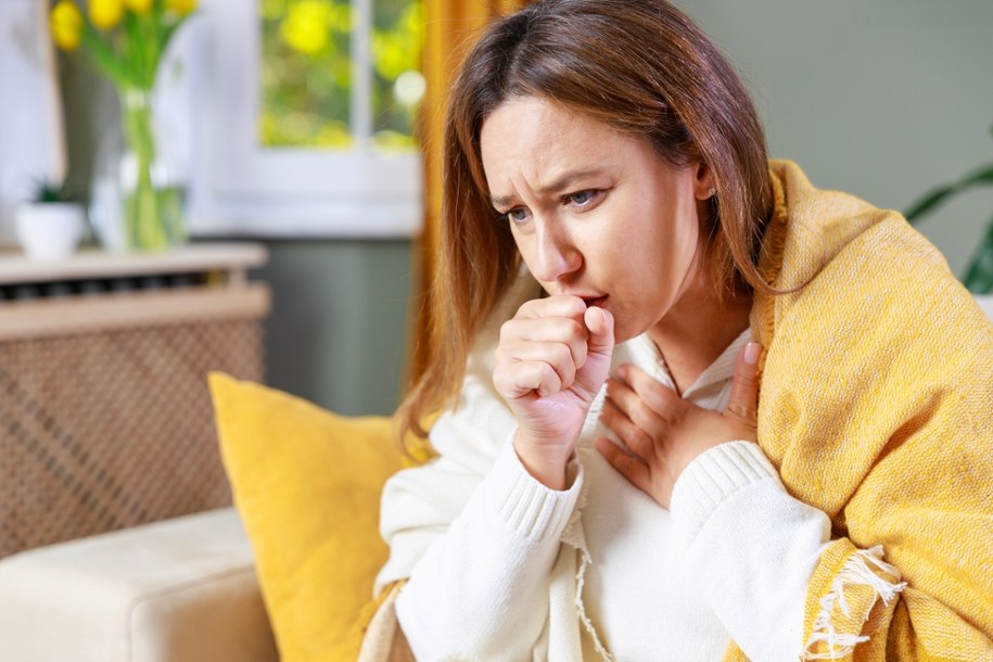 Nie zgadniesz, kto najczęściej korzystał ze zwolnień lekarskich w 2024 roku /Shutterstock