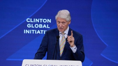 "Nie zrobiłem nic złego". Były prezydent USA zeznaje ws. Epsteina