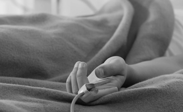 Nie żyje 10-latek, który zadławił się pionkiem. Rusza śledztwo