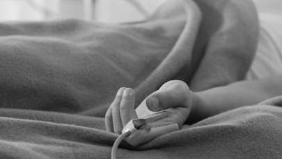 Nie żyje 10-latek, który zadławił się pionkiem. Rusza śledztwo