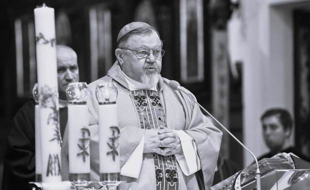 Nie żyje biskup Antoni Dydycz. Katyń i Smoleńsk - do tych tematów często wracał