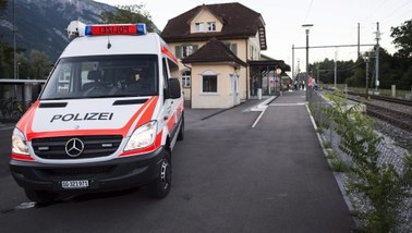 Nie żyje napastnik i jedna z ofiar ataku w pociągu w Szwajcarii