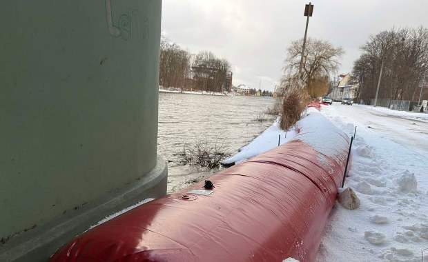 Niebezpieczna sytuacja w Elblągu. Wprowadzono alarm przeciwpowodziowy, odwołano sylwestra