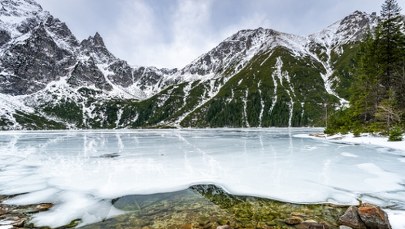 Niebezpieczna zabawa na Morskim Oku. Turyści igrali ze śmiercią