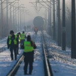 Niebezpieczna zabawa na torach. Policja zatrzymała dwóch 17-latków