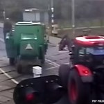 Niebezpieczne zdarzenie na przejeździe. Tragedia wisiała na włosku 