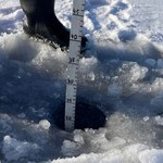 Niebezpieczne zjawisko na jeziorach - podwójna warstwa lodu