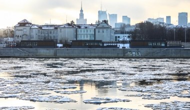 Niebezpieczne zjawisko pojawia się na rzekach podczas mrozu. Co to śryż? 