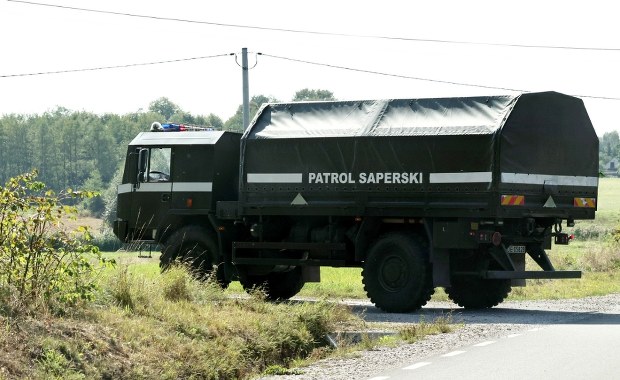 Niebezpieczne znalezisko na Mazowszu. Na co trafił mężczyzna w ogrodzie?