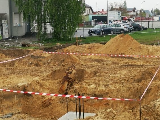 Niebezpieczne znalezisko na placu budowy /KMP  Biała Podlaska /Policja