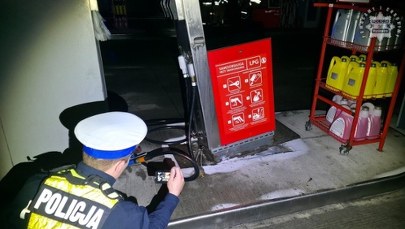 Niebezpieczny incydent na stacji paliw. Tak niewiele brakowało do tragedii 