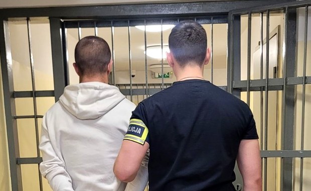 Niebezpieczny incydent na stacji: Pijany wjechał w butle z gazem