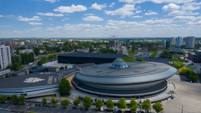 Niebezpieczny poranek na śląskich drogach. Utrudnienia dla kierowców