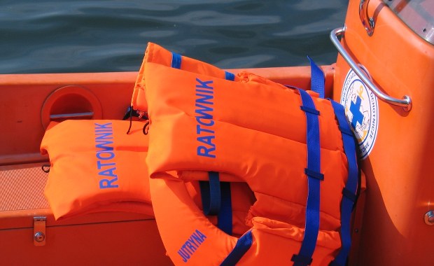 Niebezpieczny weekend na wodzie. Utonął kajakarz, wiele interwencji MOPR