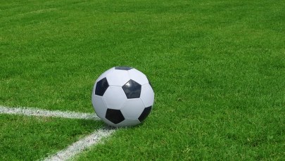 Niebieska kartka w piłce nożnej. Nowe zasady wykluczenia na 10 minut!