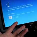 Niebieski ekran śmierci znika z Windows po blisko 40 latach. Co w zamian?