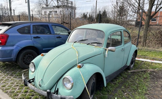 Niecodzienna oferta. Ratusz sprzedaje Garbusa z 1965 roku