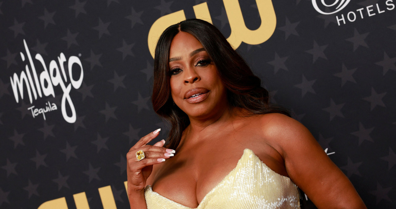 Niecy Nash-Betts na gali Critics Choice Awards 2023 /MICHAEL TRAN/AFP/East News /East News