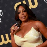 Niecy Nash-Betts olśniła na gali Critics Choice Awards 2023. Wyglądała jak bogini!