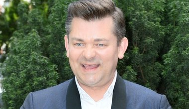Niedawno obrzucali go jajkami, a teraz to. Zenkowi Martyniukowi dostało się od fanów. "Chłop się męczy"