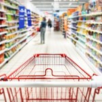 Niedziela i Poniedziałek Wielkanocny 2025. Biedronka i Lidl zamknięte, ale te sklepy będą otwarte!