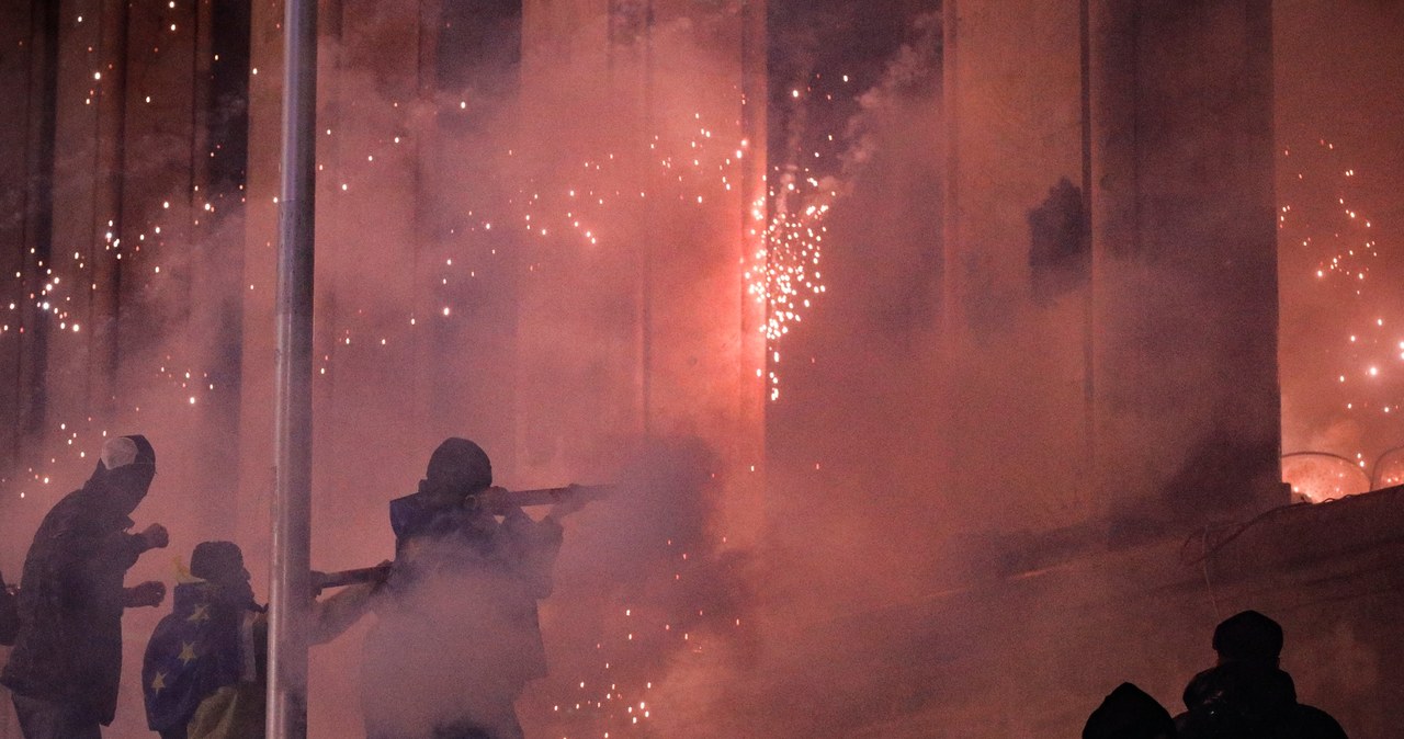 Niedziela kolejnym dniem antyrządowych protestów w Gruzji