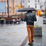 Niedziela z deszczem i burzami. Ostrzeżenia dla całej Polski