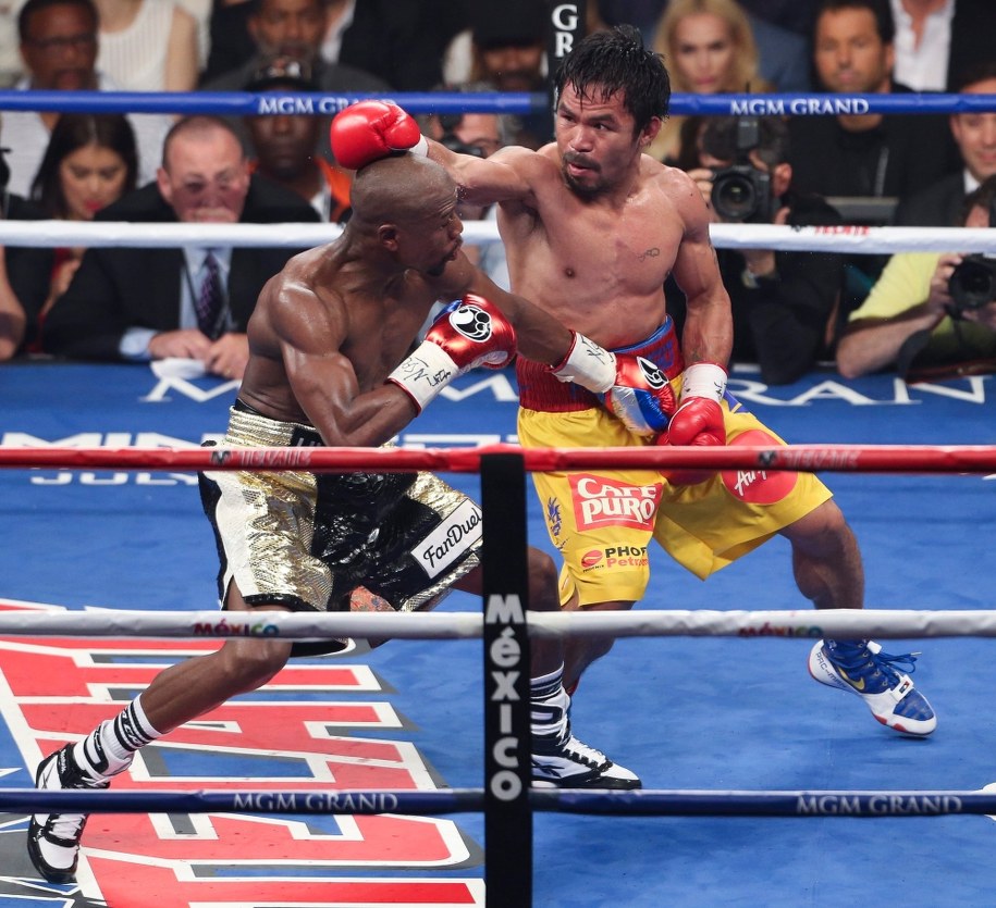 Niedzielne starcie dwóch gigantów /STRINGER /PAP/EPA