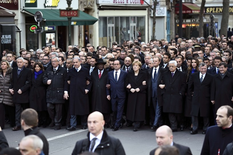 Niedzielny marsz w Paryżu /AFP