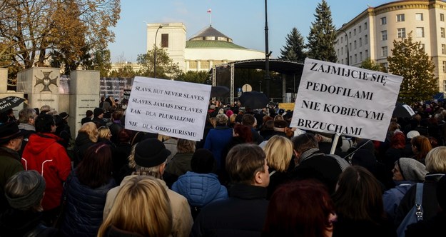 Niedzielny Ogólnopolski Strajk Kobiet /Jakub Kamiński   /PAP