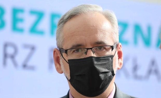 Niedzielski o obostrzeniach: Jeżeli zostaną wprowadzone, nie będą dotyczyć zaszczepionych