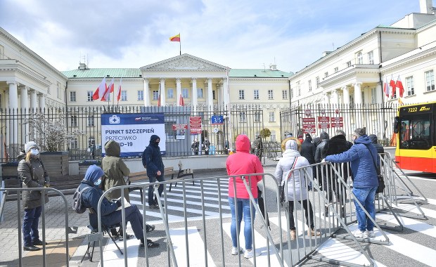 Niedzielski o zablokowaniu terminów szczepień: Prawdopodobnie będziemy usuwali je ręcznie