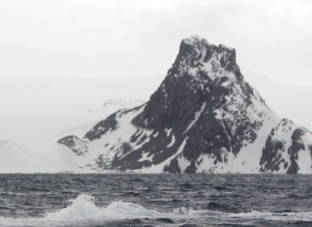 Niegościnne brzegi Antarktydy /AFP