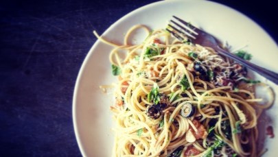 Niegrzeczne spaghetti na... Światowy Dzień Makaronu