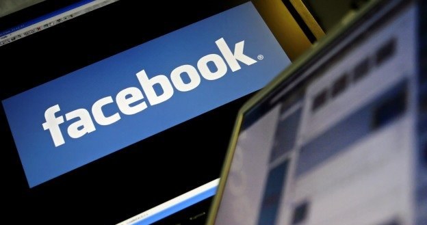Niejasna polityka prywatności Facebooka wywołała falę krytyki wśród użytkowników portalu /AFP