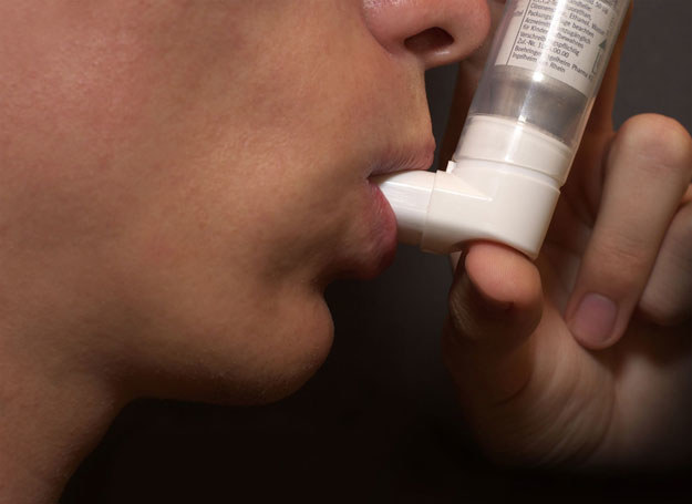 Nieleczona astma prowadzi do wielu powikłań /&copy; Panthermedia