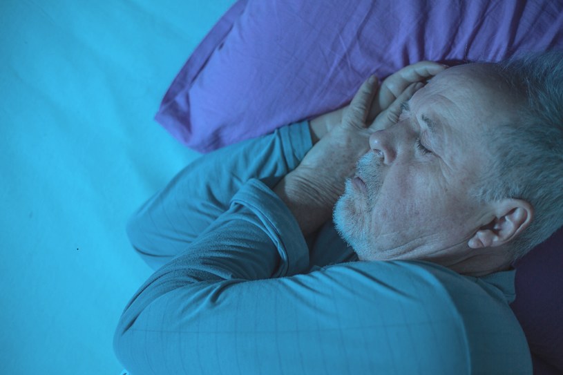Nieleczony bezdech senny ma fatalne skutki dla zdrowia - przekonują naukowcy /123RF/PICSEL