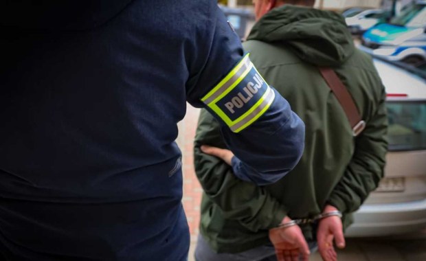 Nielegalne leki na targowisku w Białymstoku. Zatrzymany Białorusin 