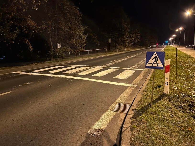 Nielegalne przejście dla pieszych w Głownie /fot. z "Głowno nasze miasto", grupy publicznej FB /
